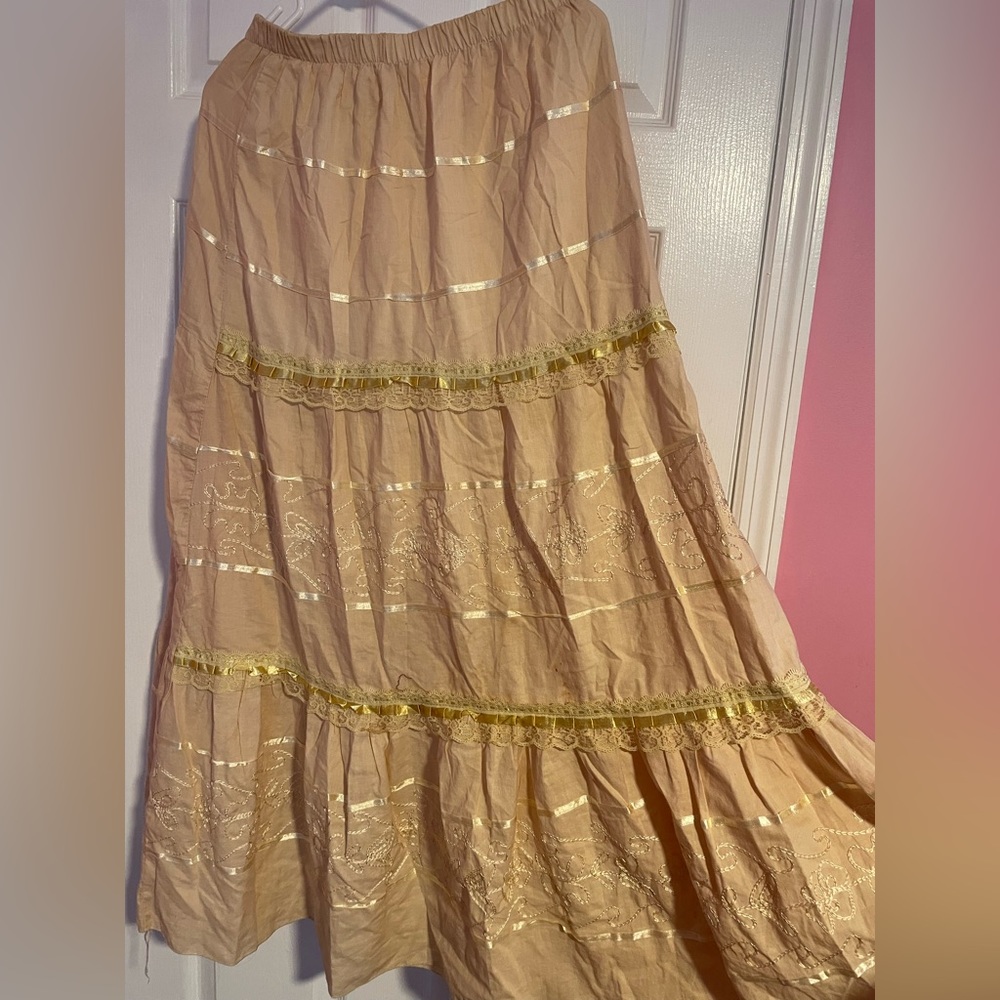 Prairie Style Old School Gold And Beige Tiered Skirt